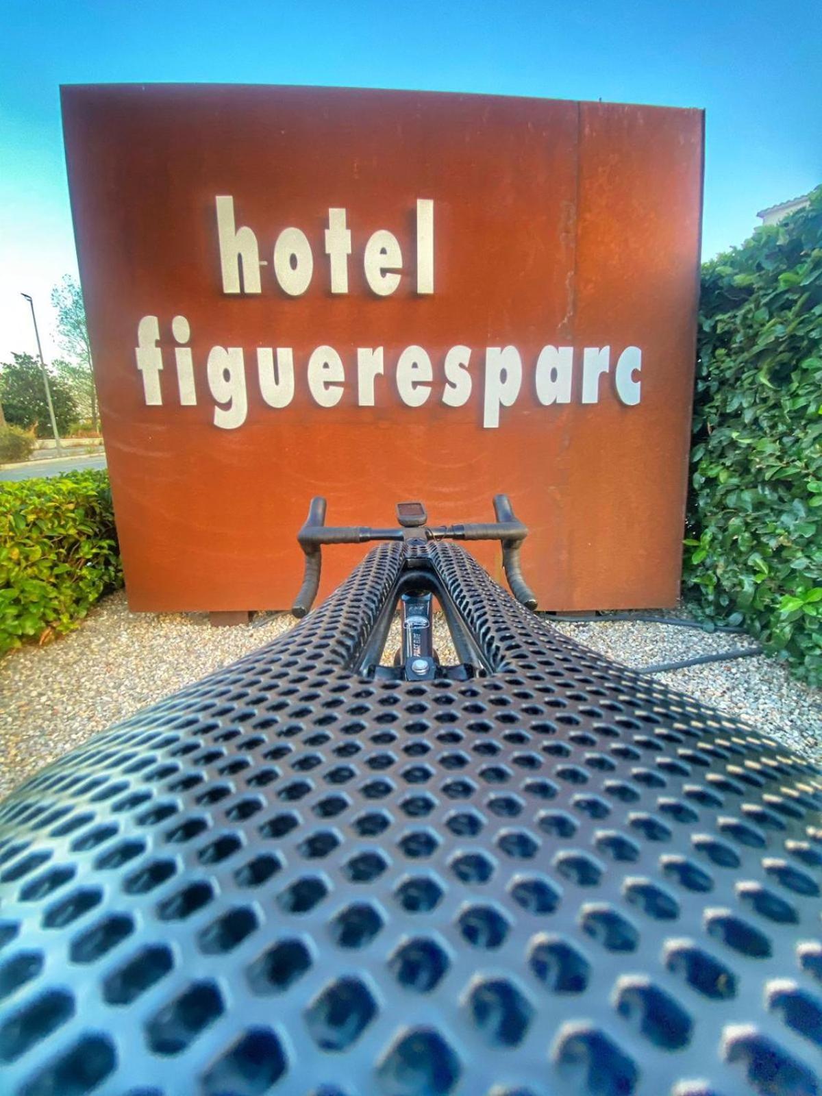 Hotel & Restaurant Figueres Parc Los Hostalets de Llers Eksteriør bilde