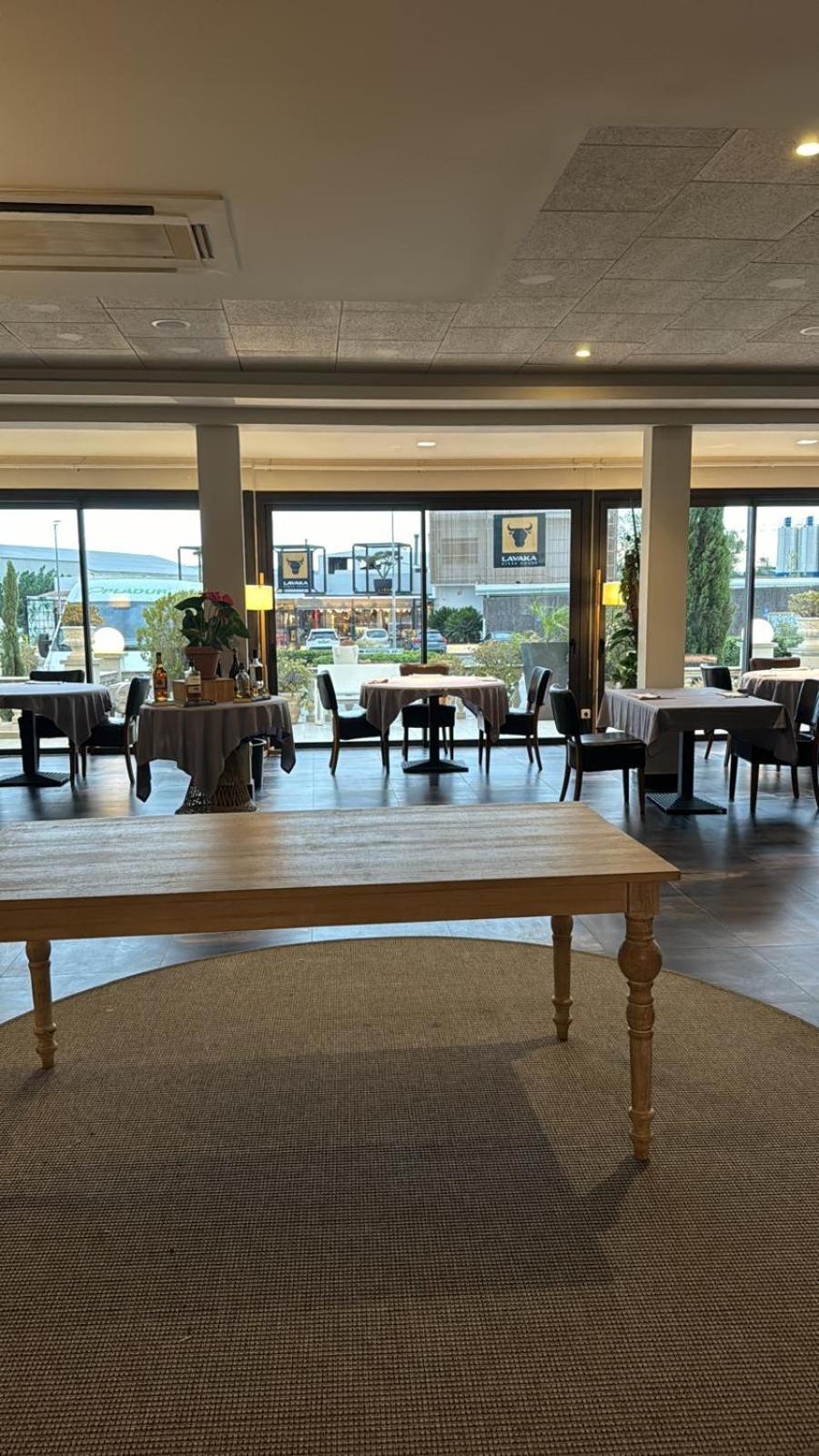Hotel & Restaurant Figueres Parc Los Hostalets de Llers Eksteriør bilde