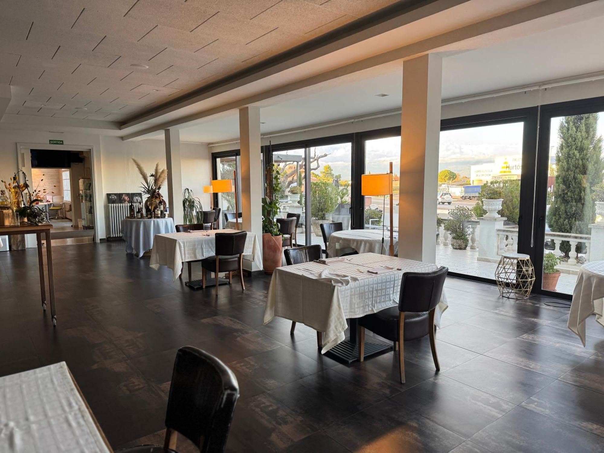 Hotel & Restaurant Figueres Parc Los Hostalets de Llers Eksteriør bilde